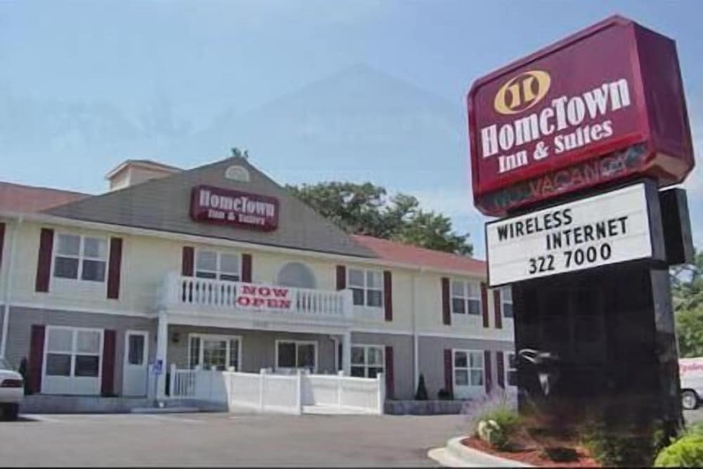 HomeTown Inn & Suites — hotel in Schererville