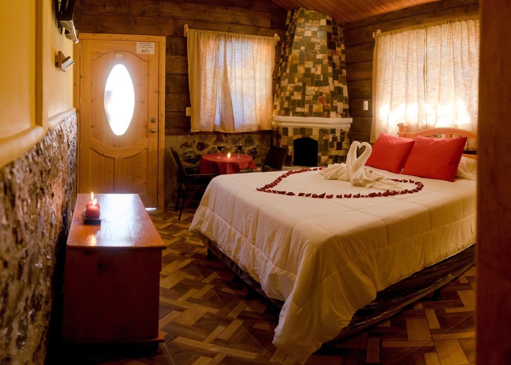 Country Delights Hotel in Purulha, Guatemala