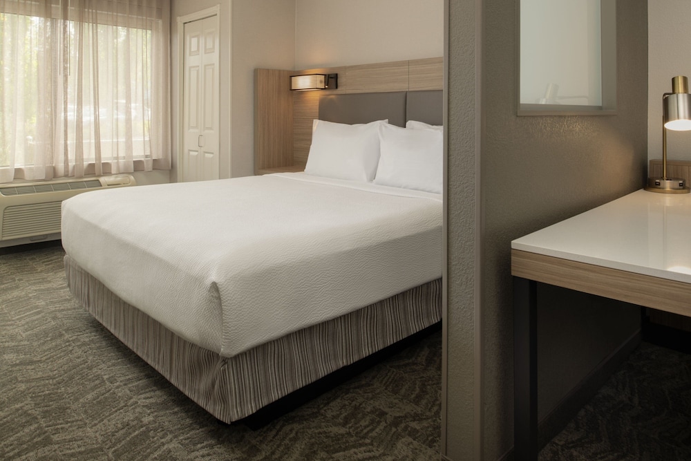 SpringHill Suites by Marriott Medford - photo 7