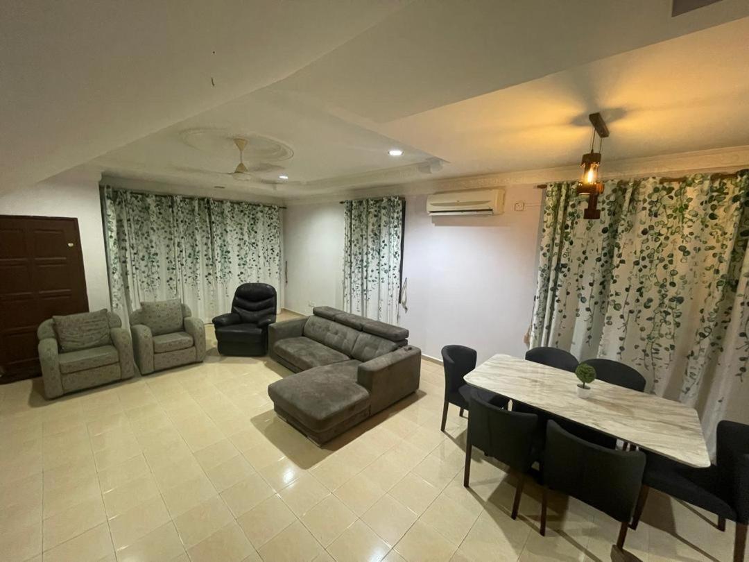 Indera Mahkota 8 Homestay Kuantan by Alyaa — 4-Star Luxury Hotel in Kuantan, Malaysia
