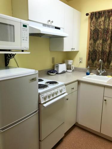 Norwood Inn - photo 9
