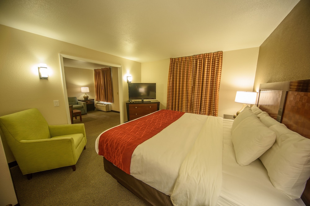 Richland Inn Lawrenceburg - photo 13