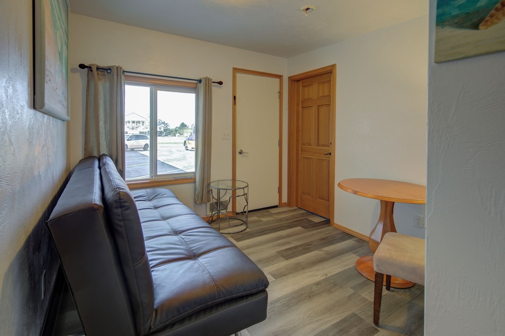 Westerly Motel - photo 18