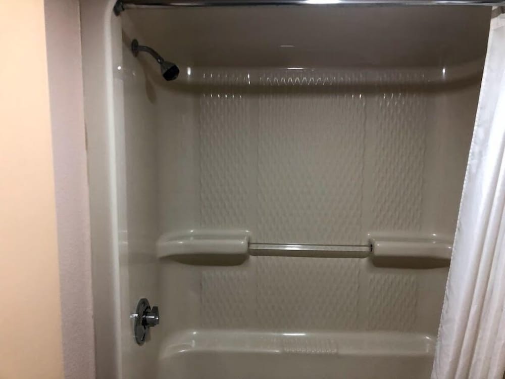 Legacy Inn Sumner - photo 32
