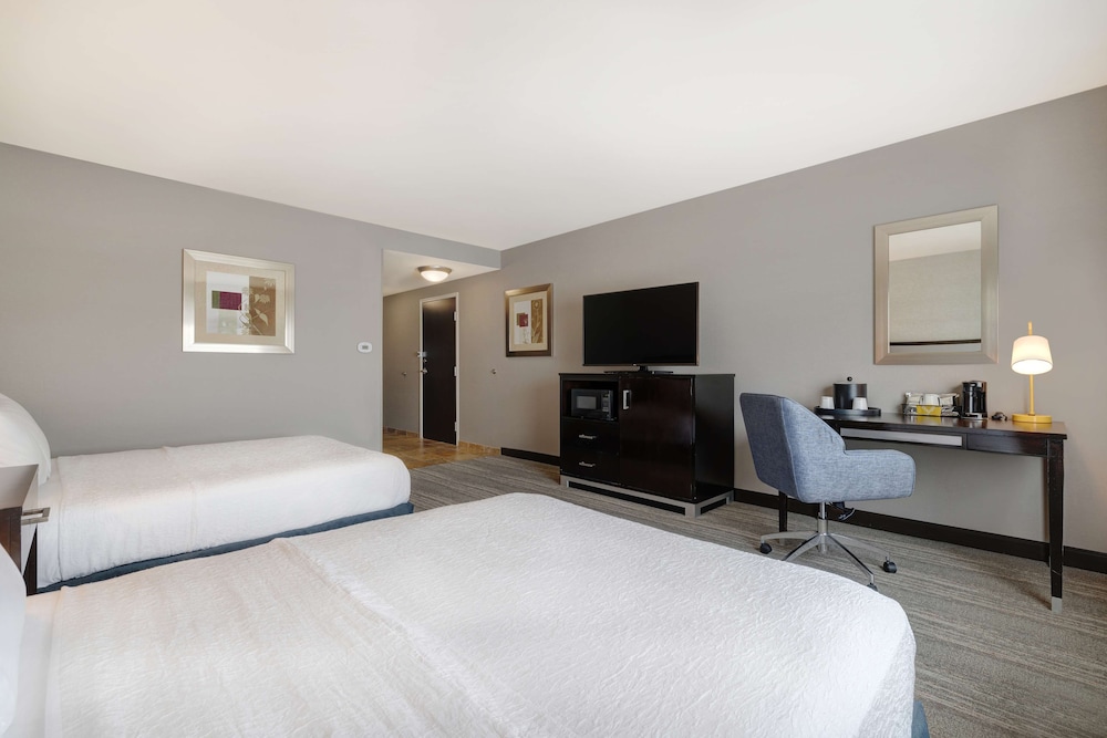 Hampton Inn & Suites Seattle Federal Way - photo 29