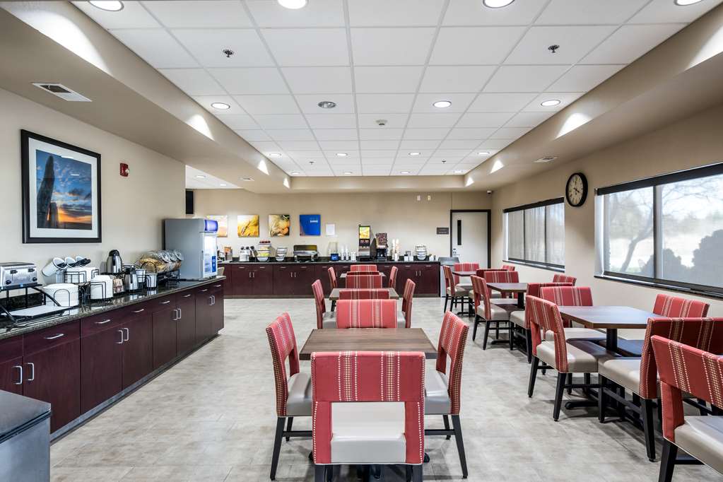 Comfort Inn Bonner Springs Kansas City - photo 46