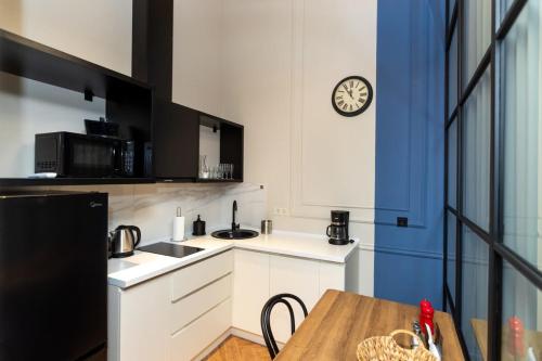 Stylish Modern 1BR Apartment