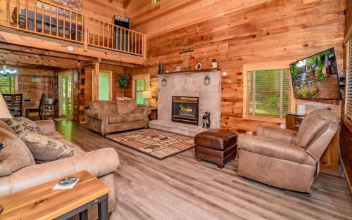 Absolutely Secluded - carbon neutral hotel in Sevierville