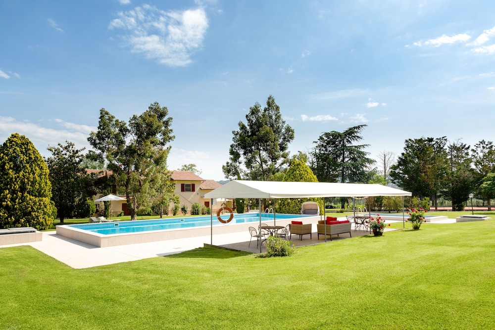 Tenuta Lamborghini Golf Resort — Panicale