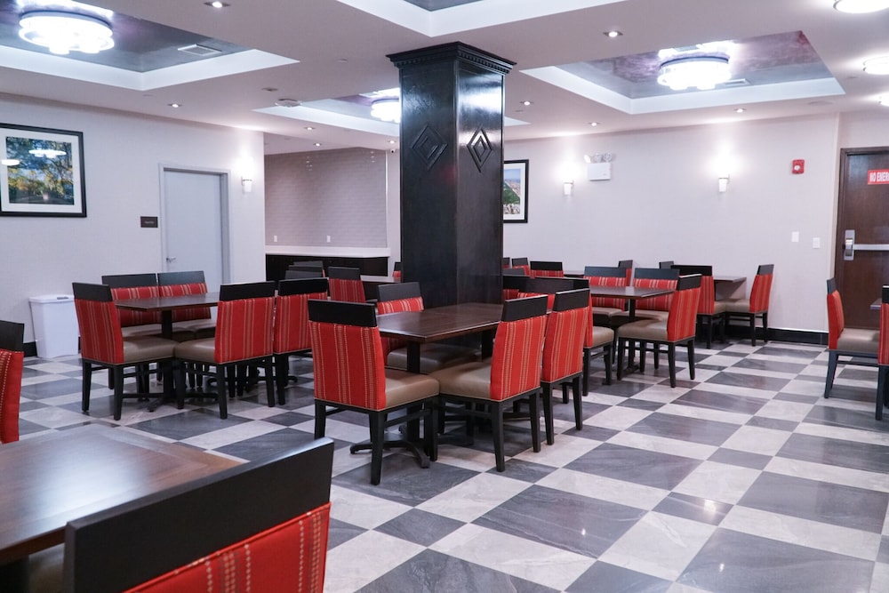 Lotus BLU Inn & Suites - photo 48