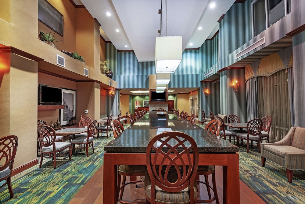 Hampton Inn & Suites El Paso West - photo 2