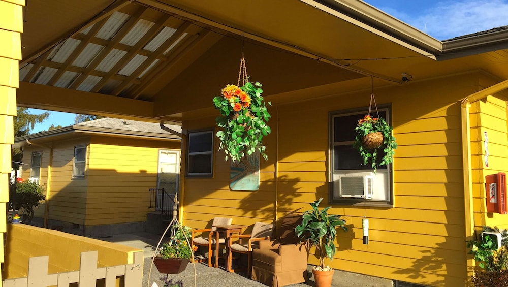 Windmill Inn Lynden - photo 43