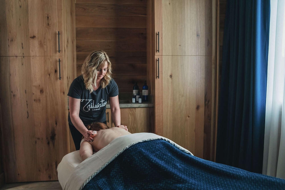 Tailwater Lodge Altmar Tapestry Collection by Hilton - photo 93