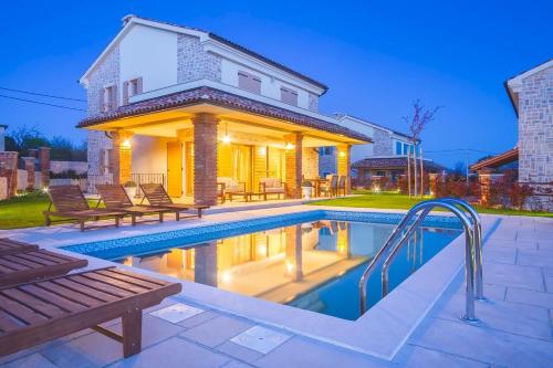 Luxury Villa Tia — 5-Star Luxury Hotel in Dobrinj, Croatia