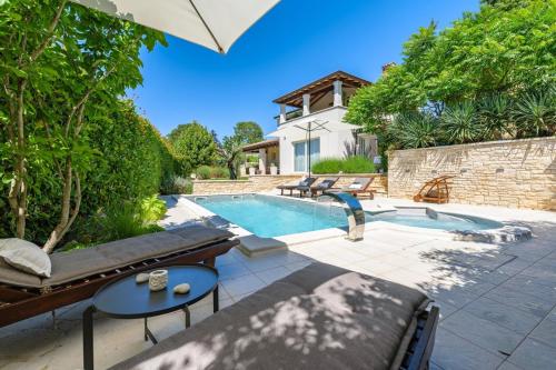 Villa Vidova — 4-Star Luxury Hotel in Tinjan, Croatia