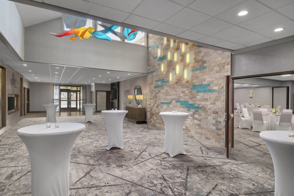 Holiday Inn Coralville Iowa City by IHG - photo 48