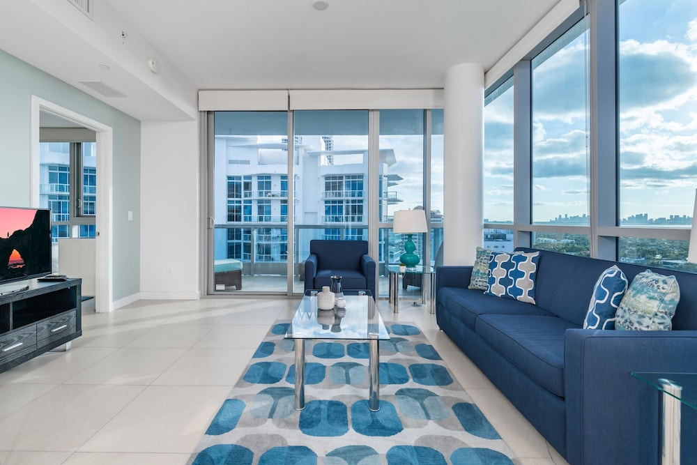 Churchill Suites Monte Carlo Miami Beach - photo 97