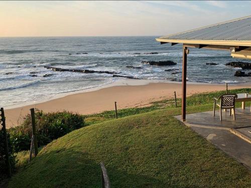 Sea Cottage Beachfront Accommodation — 4-Star Luxury Hotel in Durban, South Africa