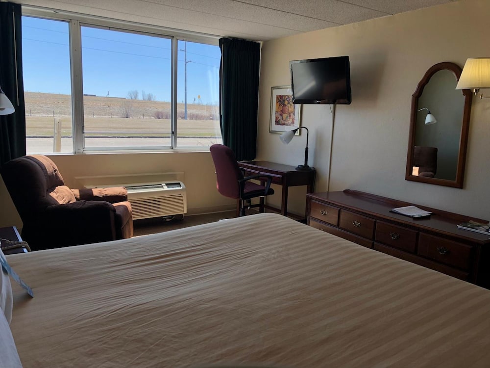 Norwood Inn and Suites Worthington - photo 17