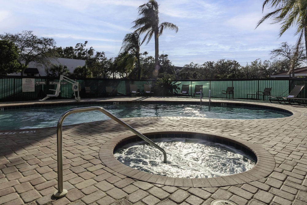 Hampton Inn Sarasota I 75 Bee Ridge - photo 17