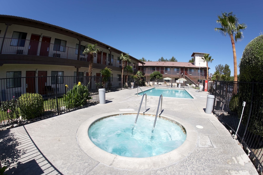 Palms Inn & Suites - photo 22