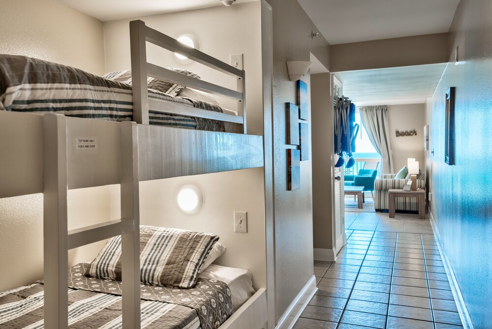 Pelican Beach Resort by Colasan - photo 8