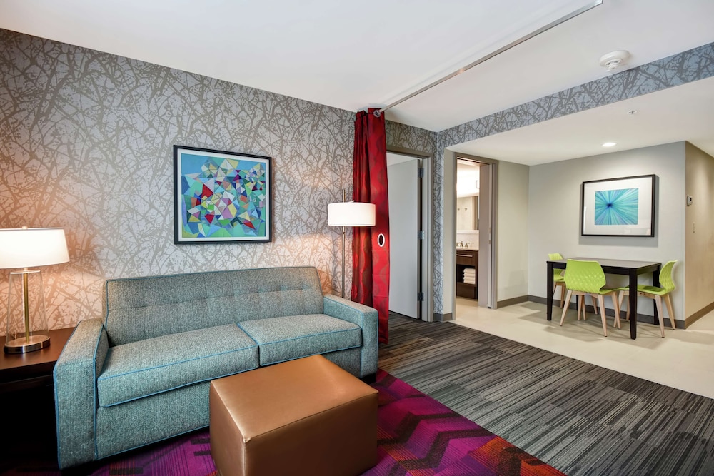Home2 Suites by Hilton Walpole Foxboro - photo 18