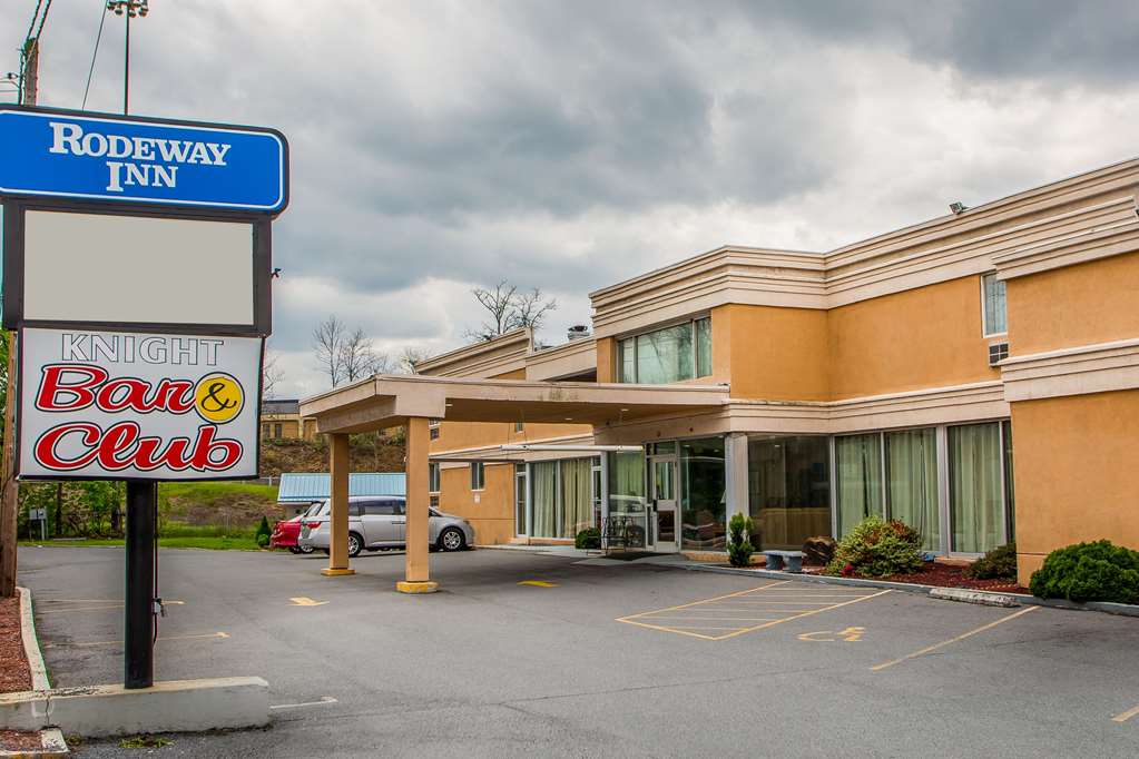Rodeway Inn Bedford PA - photo 3