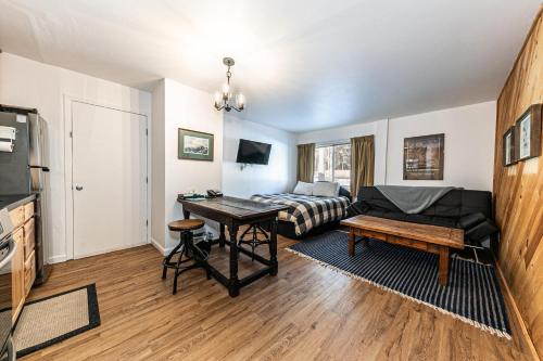 Cozy Studio w Kitchen #112 at Donner Lake Village in Truckee, United States