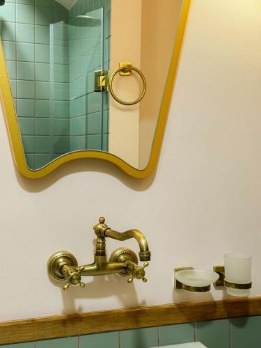Chic Studio near Fabrika By Wehost