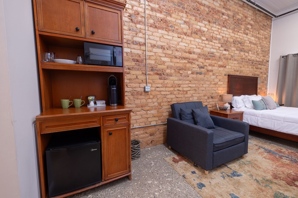 Hartwell Suites - photo 34