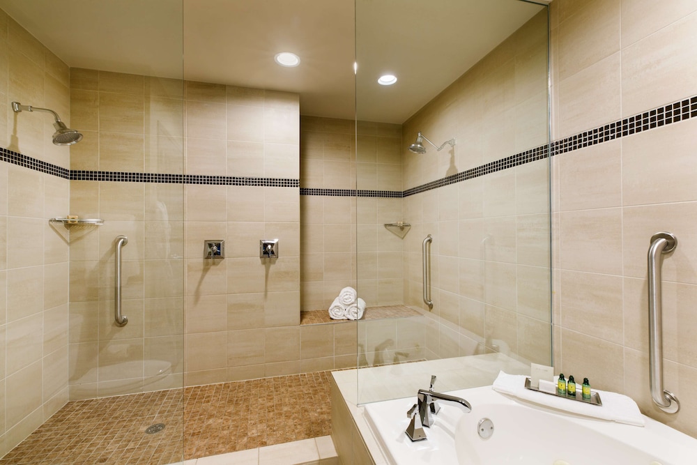 Colcord Hotel Oklahoma City Curio Collection by Hilton - photo 40