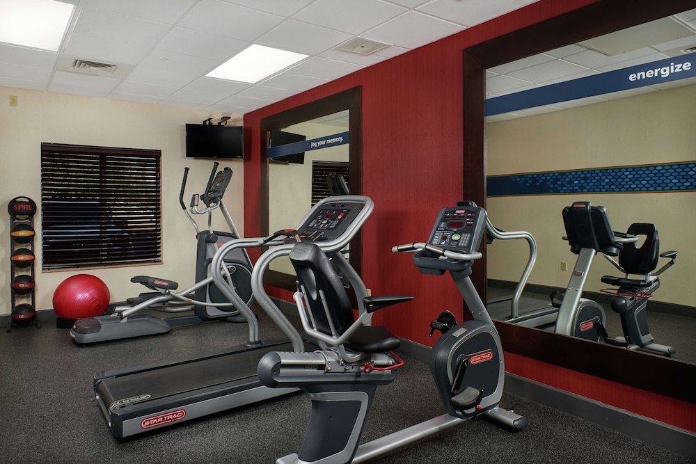 Hampton Inn & Suites Phoenix Surprise - photo 20