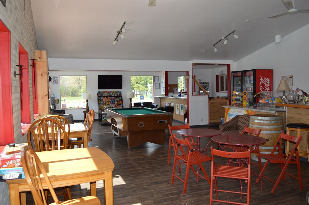Summer Breeze Resort - photo 4