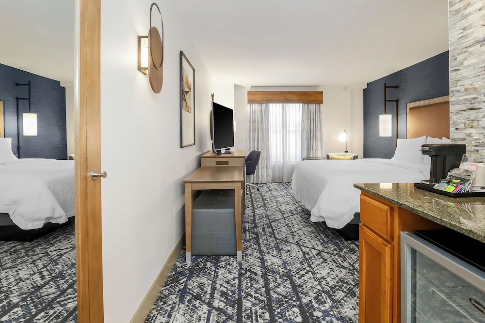 Hampton Inn & Suites Austin Downtown - photo 24