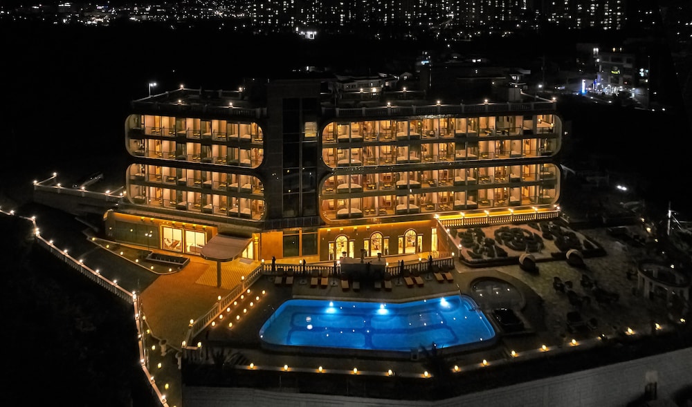 GoldOne Hotel & Suites in Seogwipo, South Korea