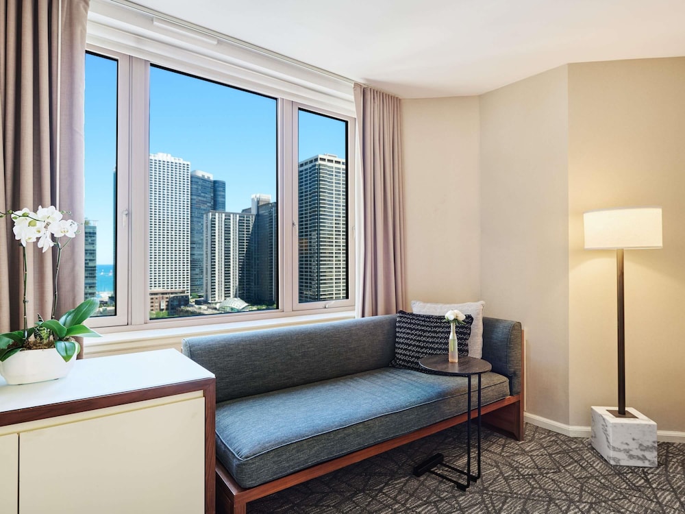 Fairmont Chicago at Millennium Park Gold Experience - photo 25
