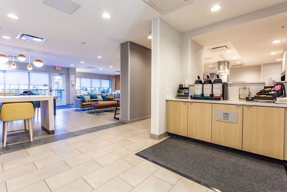 TownePlace Suites by Marriott Raleigh University Area - photo 7