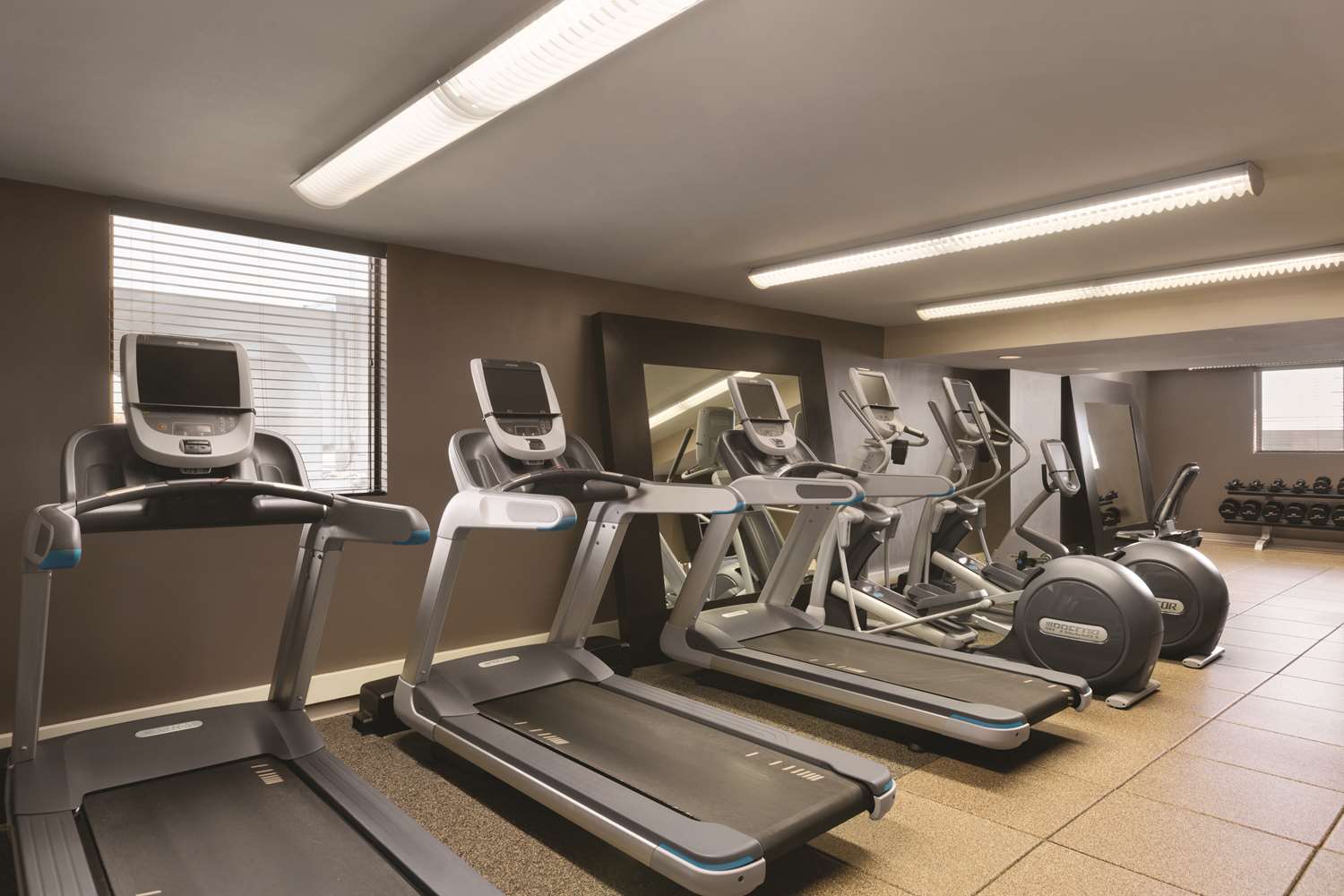 Embassy Suites by Hilton Bloomington Minneapolis - photo 37
