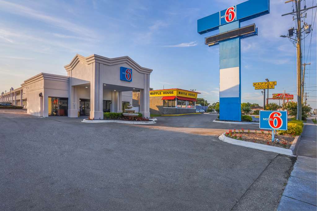 Motel 6 Jacksonville NC - photo 3