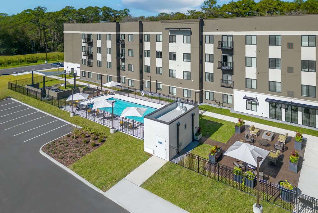 WaterWalk Extended Stay by Wyndham Jacksonville Deerwood Pk - photo 3