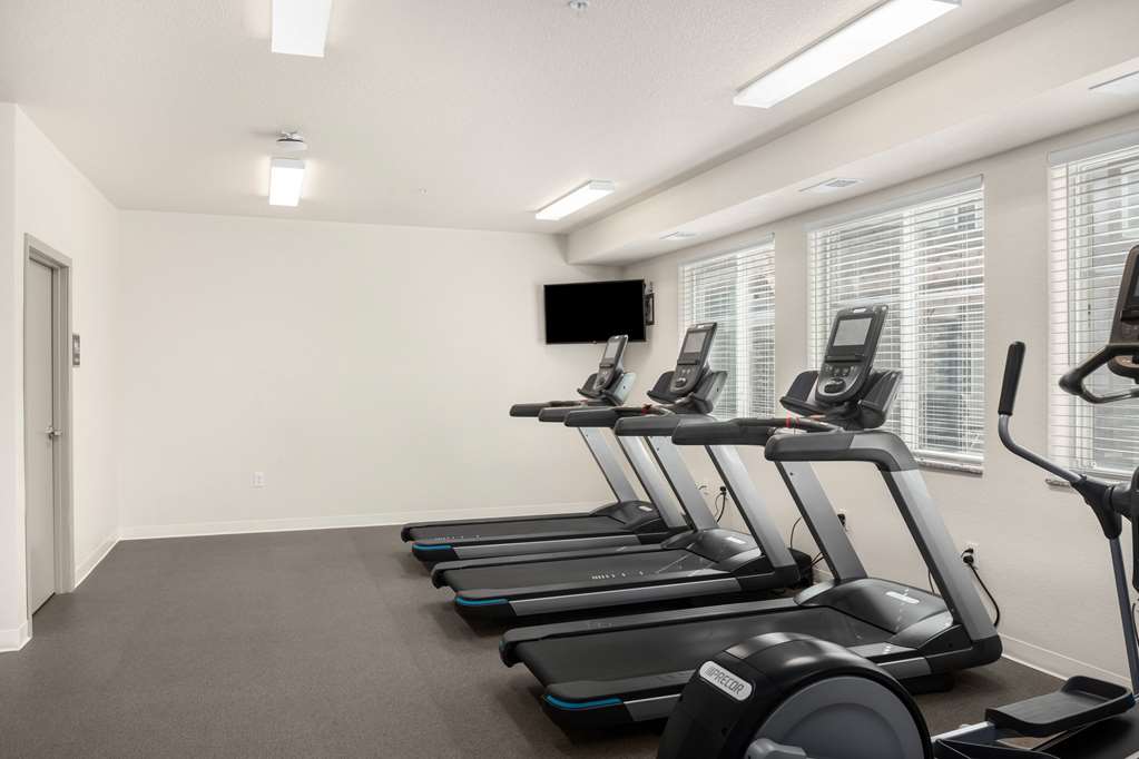 WaterWalk Extended Stay by Wyndham Minneapolis Plymouth - photo 13