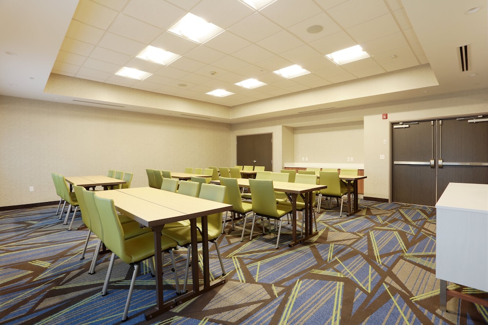 Holiday Inn Express Oneonta by IHG - photo 33