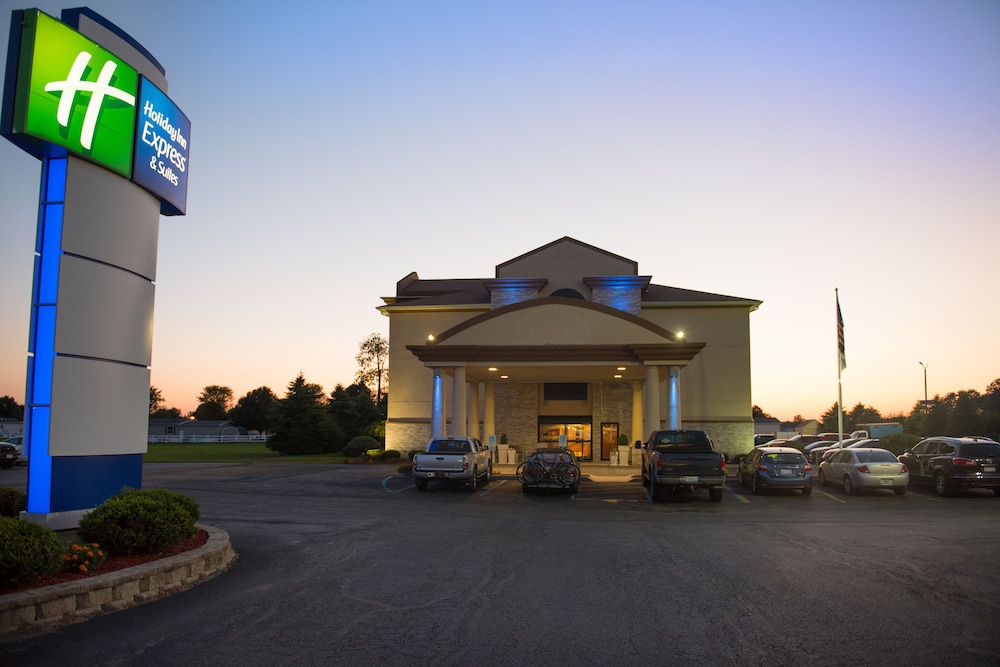 Holiday Inn Express & Suites Wauseon by IHG - photo 36