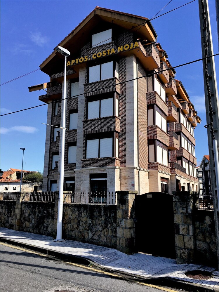 Apartamentos Costa Noja — 4-Star Luxury Hotel in Noja, Spain