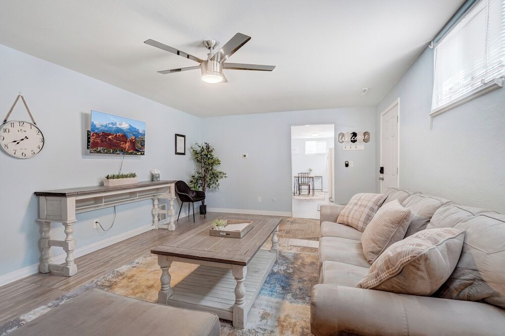 Colorado Bay B in Colorado Springs, United States