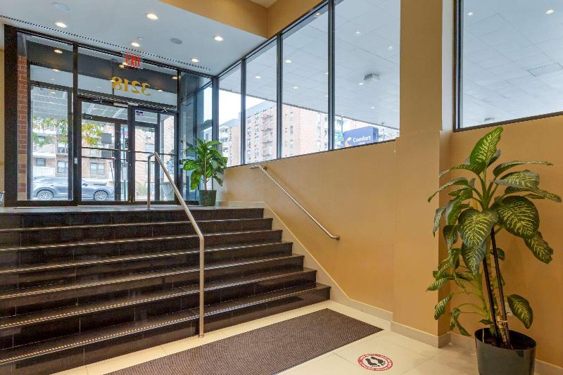 Comfort Inn Brooklyn - photo 11