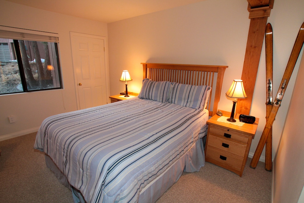 Mammoth Ski & Racquet Club - photo 10