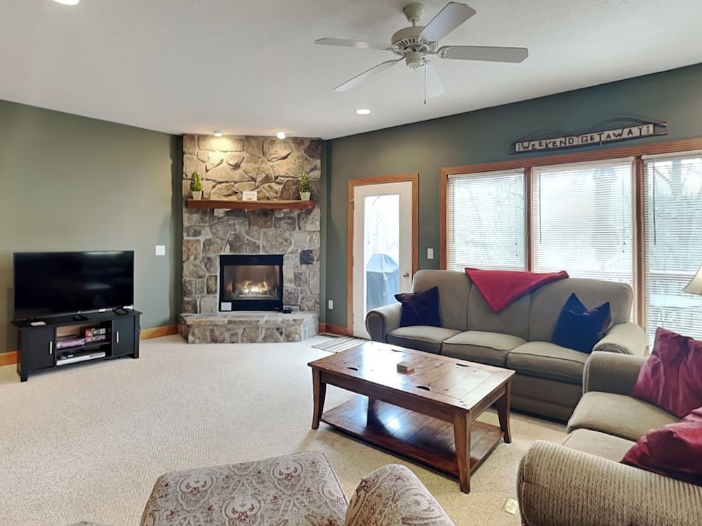 Marsh Run Cove in Mchenry, United States