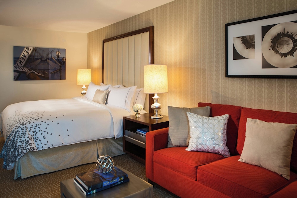 Renaissance Newark Airport Hotel - photo 13